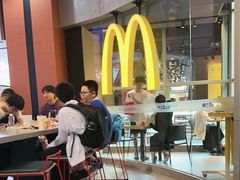 -麦当劳(中二横路店)