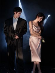 -至臻微拉婚纱摄影