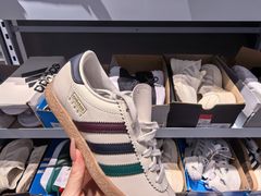 -杉杉奥特莱斯广场(哈尔滨店)