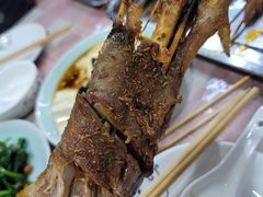 烤羊腿-疆域美食