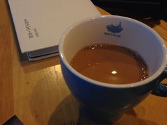 丝袜奶茶-猫的天空之城概念书店(杭州南宋御街店)