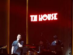 -TZ House音乐现场(来福士中心店)