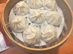 -莱莱小笼·乔艾