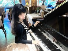 -火车头法国西餐厅