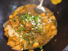 -晨皓祥人民公社铁锅炖菜(西华苑店)