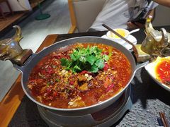 -万重锦·人文川菜馆(骡马市店)