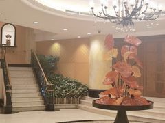 -深圳富苑皇冠假日套房酒店