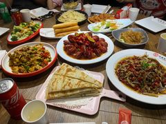 -叶派龙虾•招牌香辣蟹·海鲜(中海国际店)