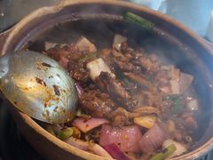-胡须佬鸡煲四季火锅店(石厦西村直营店)