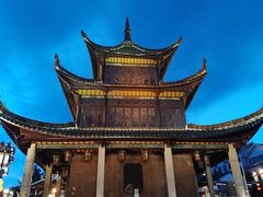 -包整·丝娃娃(甲秀楼景观店)