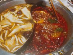 -大龙燚火锅(天安云谷店)