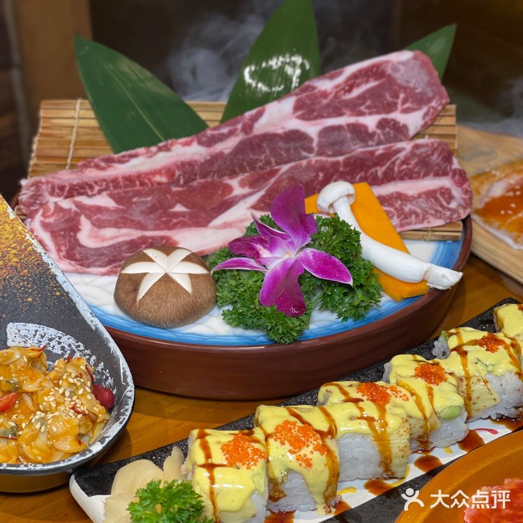 成都老牌日式烧肉丨实惠量大，和牛、五花、寿司好好吃😆