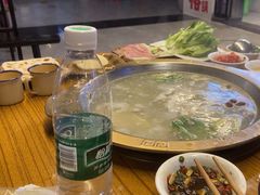 -颜氏双江清水鱼一养身火锅(磁器口店)