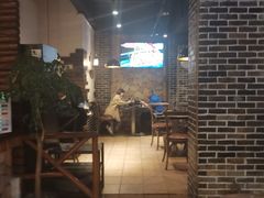-何师烧烤Pro ·江湖川菜·小龙虾·精酿(太古里旗舰店)