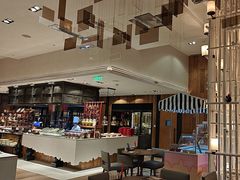 -松咖啡自助餐厅·松北香格里拉