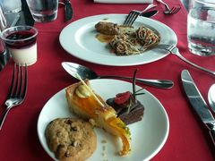 -澳门旅游塔360°旋转餐厅(南湾湖广场店)