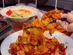 -巴特餐饮6加1音乐餐吧·新疆菜