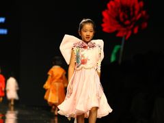 -潮童星少儿模特时尚中心(黄浦博荟广场店)