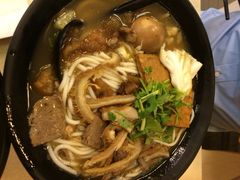 鑫花溪牛肉米粉(凤凰店)-鑫花溪牛肉米粉(凤凰街创始总店)