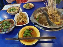 -马路边边火锅串串(观前街店)