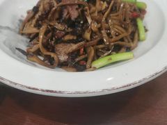 -湖南人家湘菜馆(镇江路店)