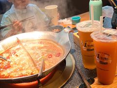 -湊湊火锅·茶憩(南京东路悦荟店)