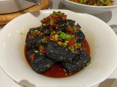 招牌秘制臭豆腐-楚山晓·湖北菜(武汉光谷K11店)