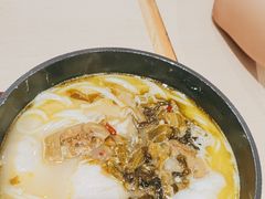 -灵芝妹子海鲜米线(凯德和平广场店)