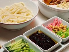 北京炸酱面-小吊梨汤·北京菜·烤鸭(五角场万达店)