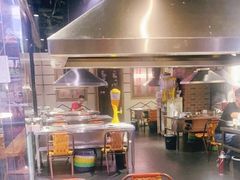 -马路牙子地桌烤肉(工体店)