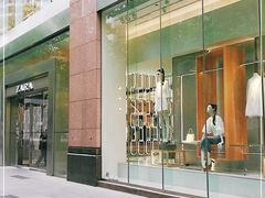 -ZARA(大上海时代广场店)