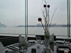 景观位-白天鹅宾馆·流浮阁咖啡厅