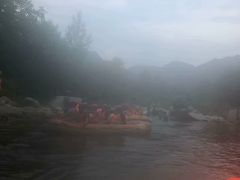-尧山大峡谷漂流