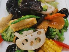 -雅逸居海鲜小厨