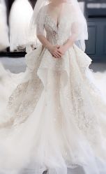 点击看大图 -GRACE KELLY婚纱与礼服(北京店)