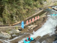 -龙井峡漂流