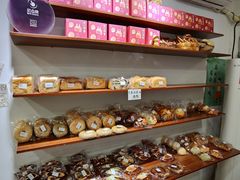 -雀食面包店(钟楼店)