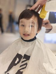 -PE SALON