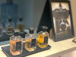 -法国娇兰精品店