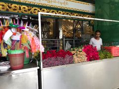 -ခြောက်ထပ်ကြီးရွှေသာလျောင်းဘုရားကြီး