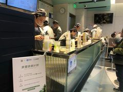 -奈雪的茶(亨特国际广场店)