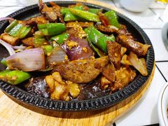 -领鲜现切猪杂火锅(番禺桥南店)