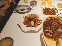 -八府香鸭·啫啫煲(华山路店)