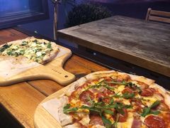 -Gather pizza