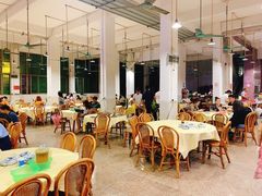 大堂-标记美食新鲜猪杂(兴南大道店)