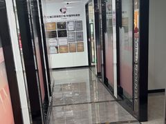 -武汉仁爱口腔(光谷店)