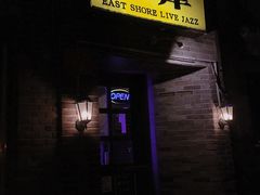 -东岸Cafe 爵士俱乐部
