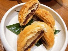 玫瑰鲜花饼-云海肴·汽锅鸡·云南菜(天山百盛优客店)