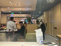 -海底捞火锅(宝龙广场夜宵主题店)