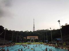 -越秀山游泳场